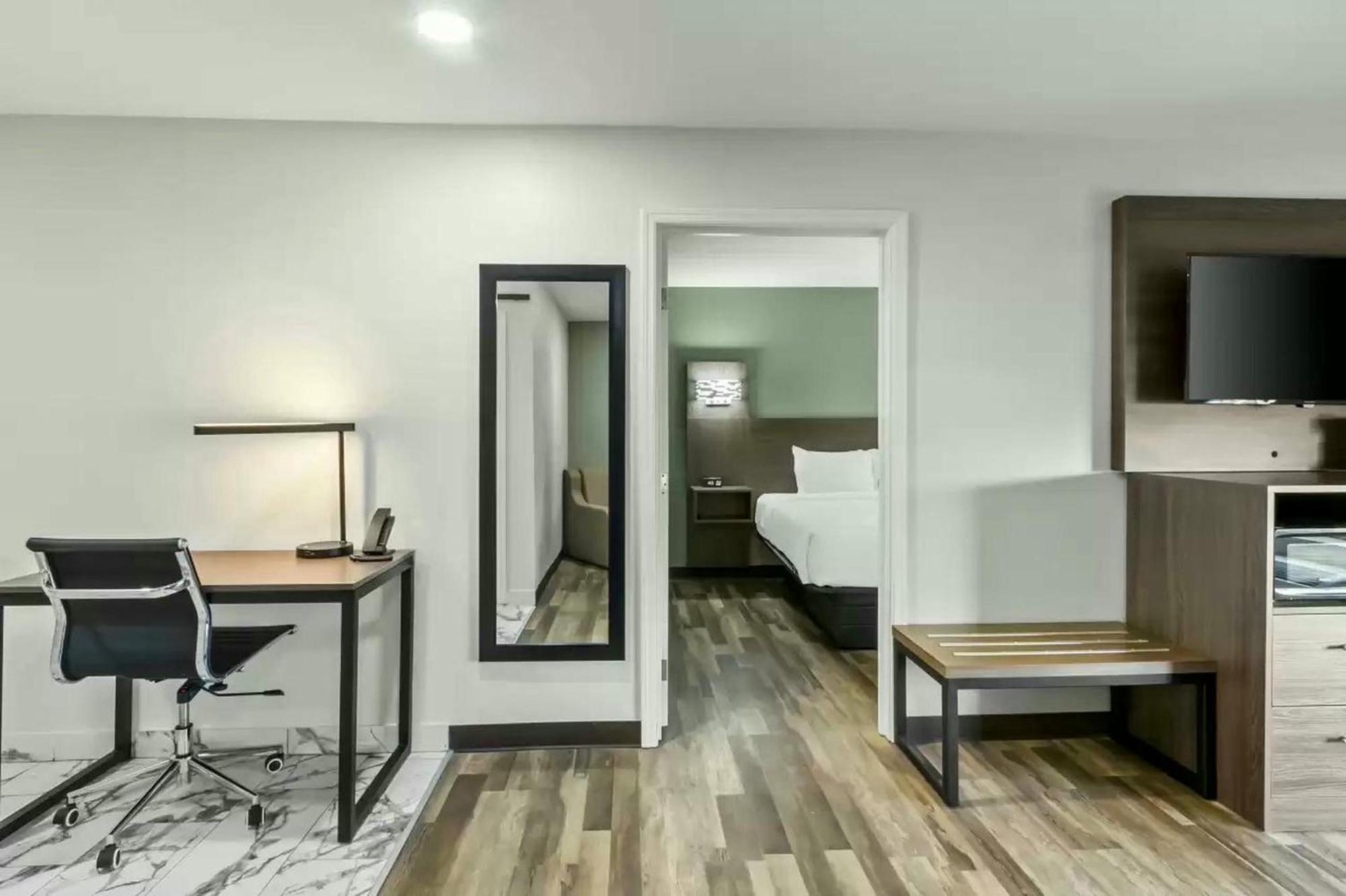 Quality Inn & Suites Columbia Harbison 외부 사진