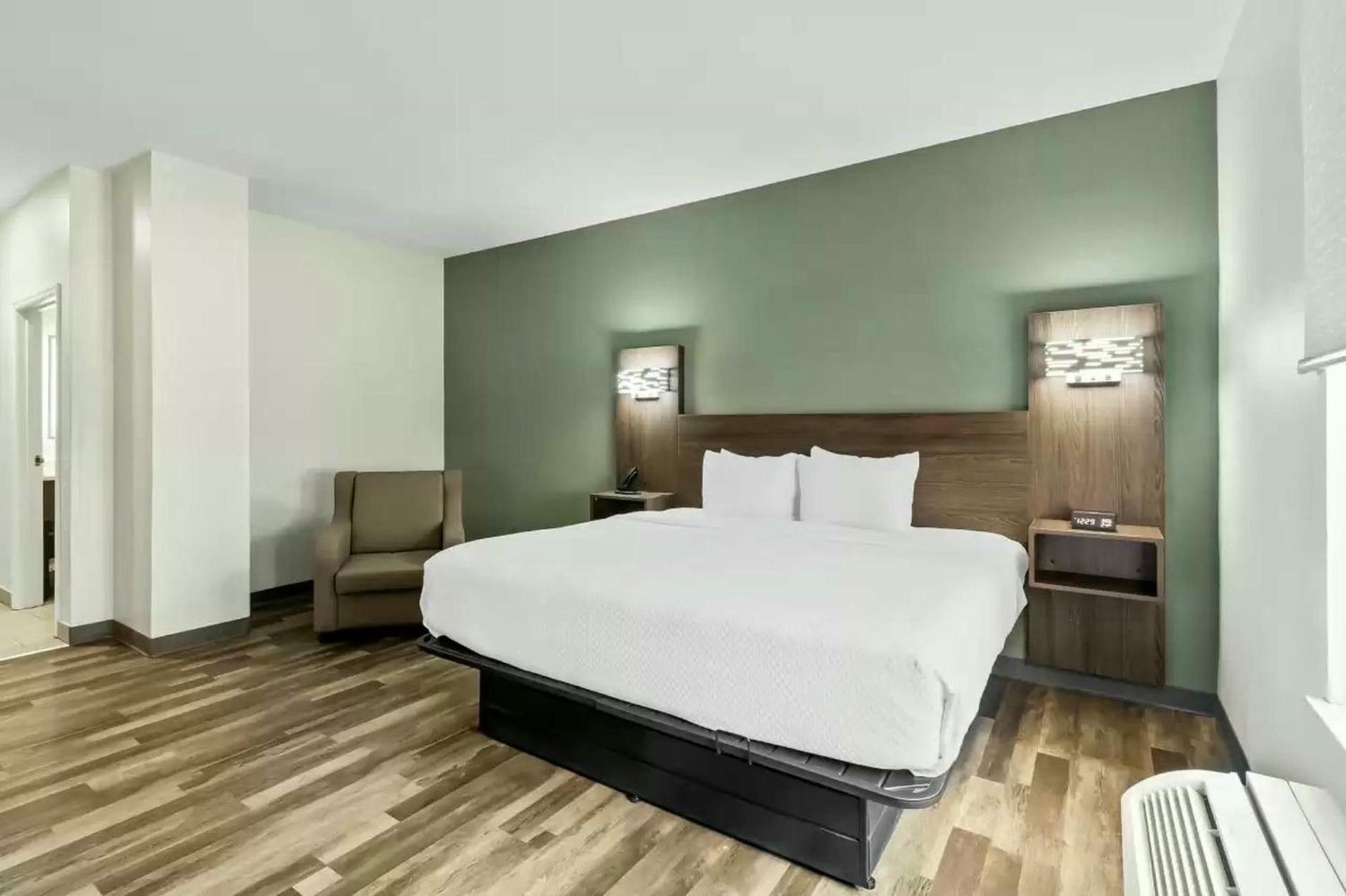 Quality Inn & Suites Columbia Harbison 외부 사진